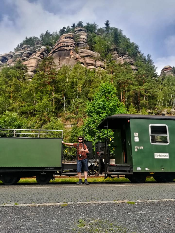 64759371_697538557324998_4310224140821856256_n