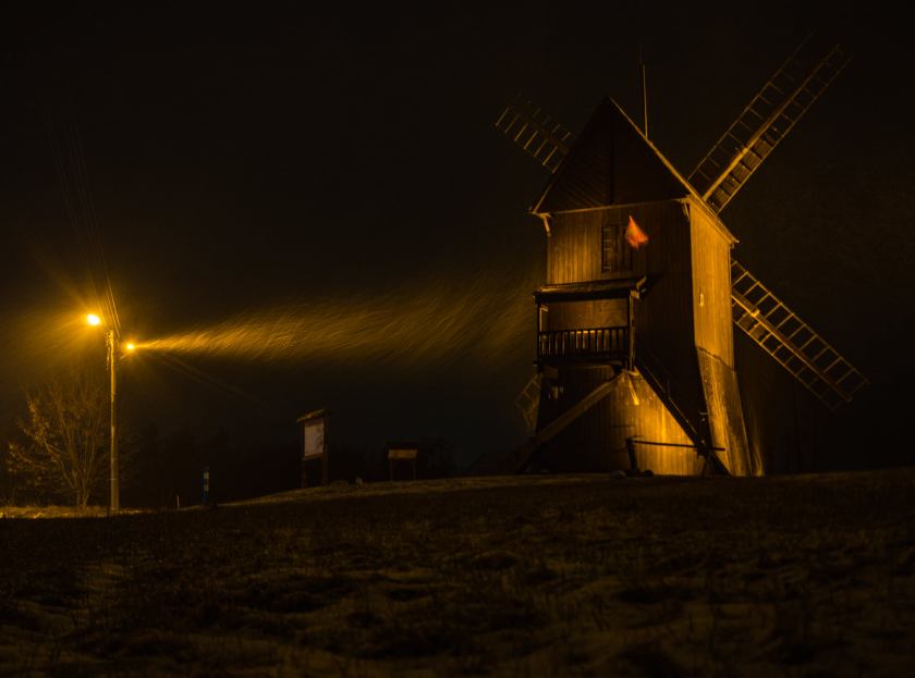 Wiatraki nocą!