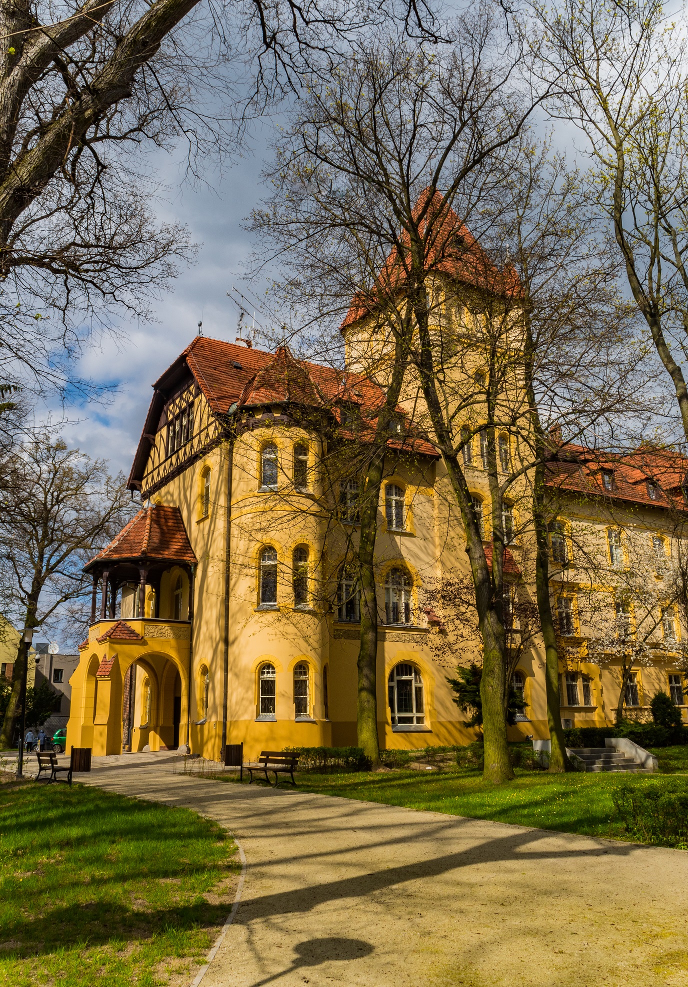 OLYMPUS DIGITAL CAMERA